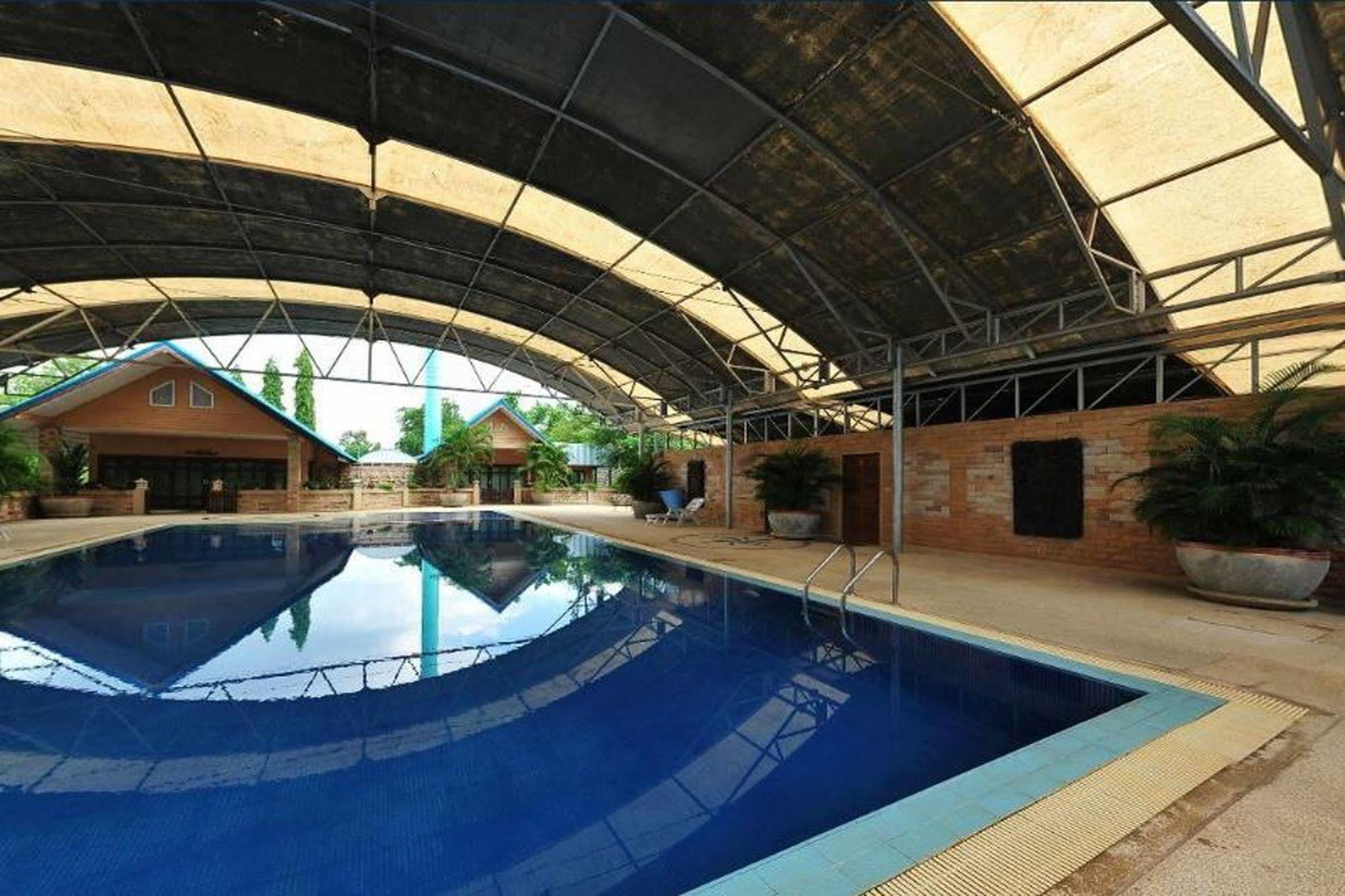 Chart Trip Resort Nakhonratchasima Екстериор снимка