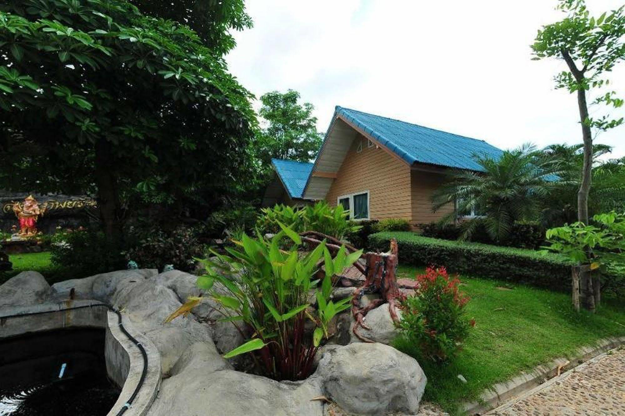 Chart Trip Resort Nakhonratchasima Екстериор снимка